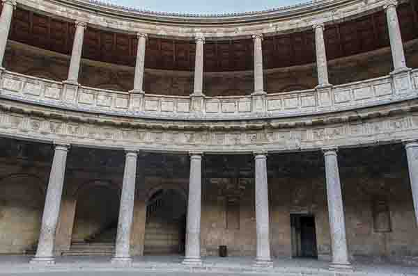 Granada 020 - La Alhambra - palacio de Carlos V.jpg